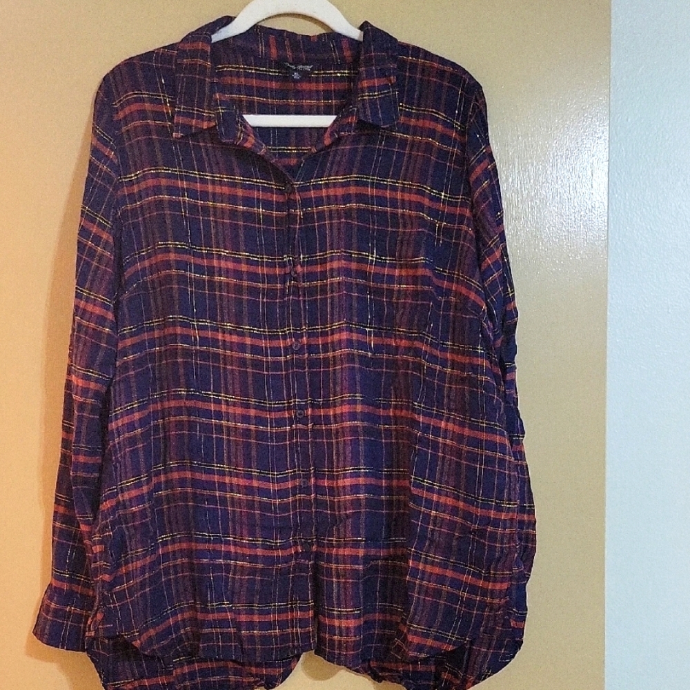 Lucky Brand Shimmering Gold Threaded Lightwieght Flannel